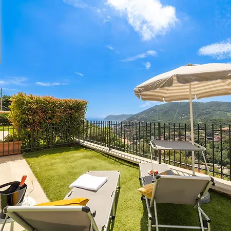 Serenity With Swimming Pool And Parking In * アラッシオ