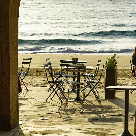 Serenity With Swimming Pool And Parking In *