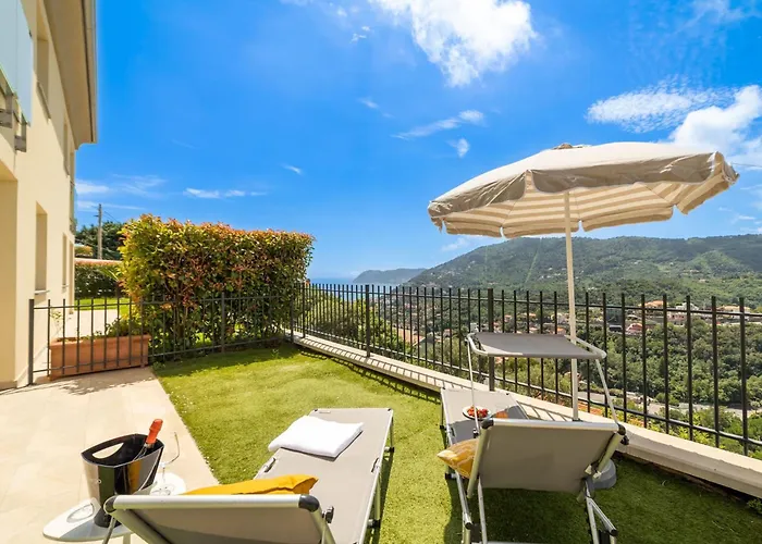 Serenity With Swimming Pool And Parking In * Alassio