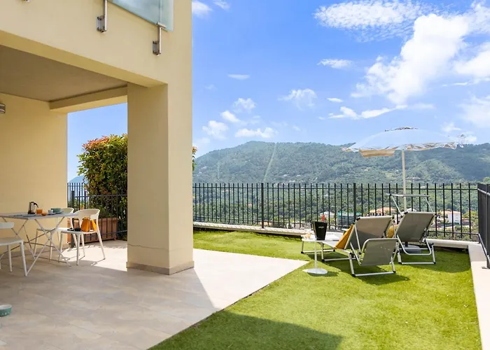 Serenity With Swimming Pool And Parking In Lägenhet Alassio